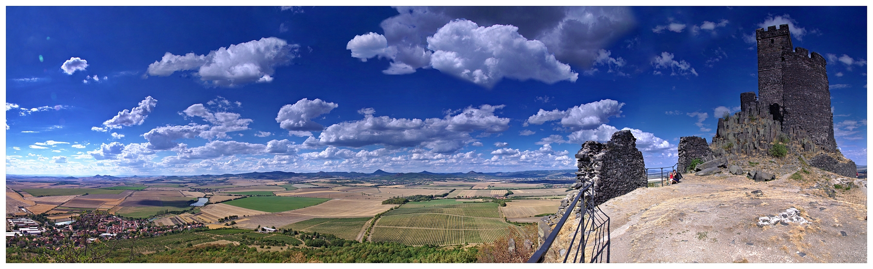 Bílá věž a Klapý